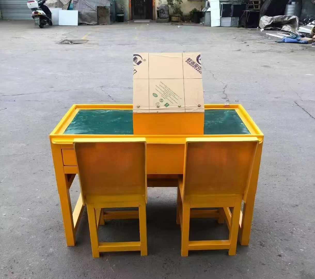 沁县防静电导通桌井下煤矿火工品发放桌：危险品流转的安全守护者